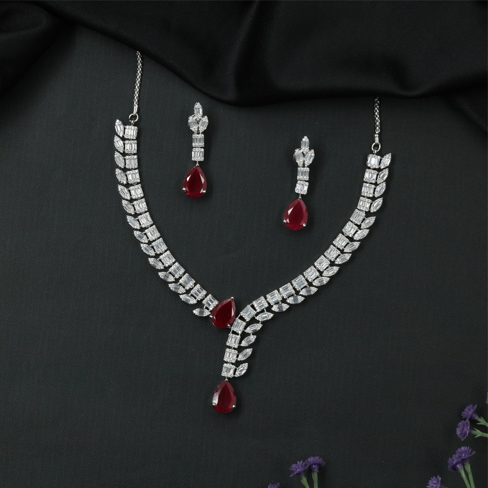 Sleek V Curve Rhodium Necklace with Structured Link Rows and Drop Pendant