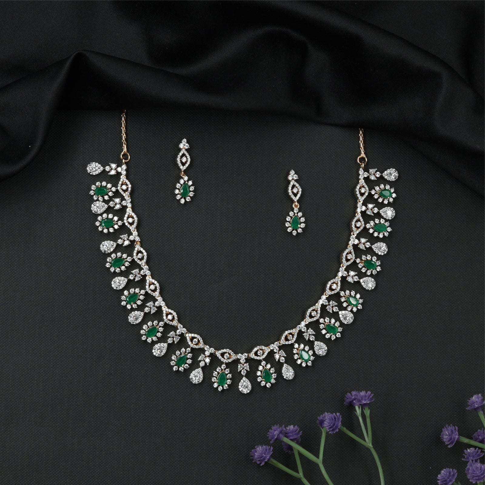 Radiant Drop Pattern Necklace with Repeating Pear Shape Hangings and Stud Earrings