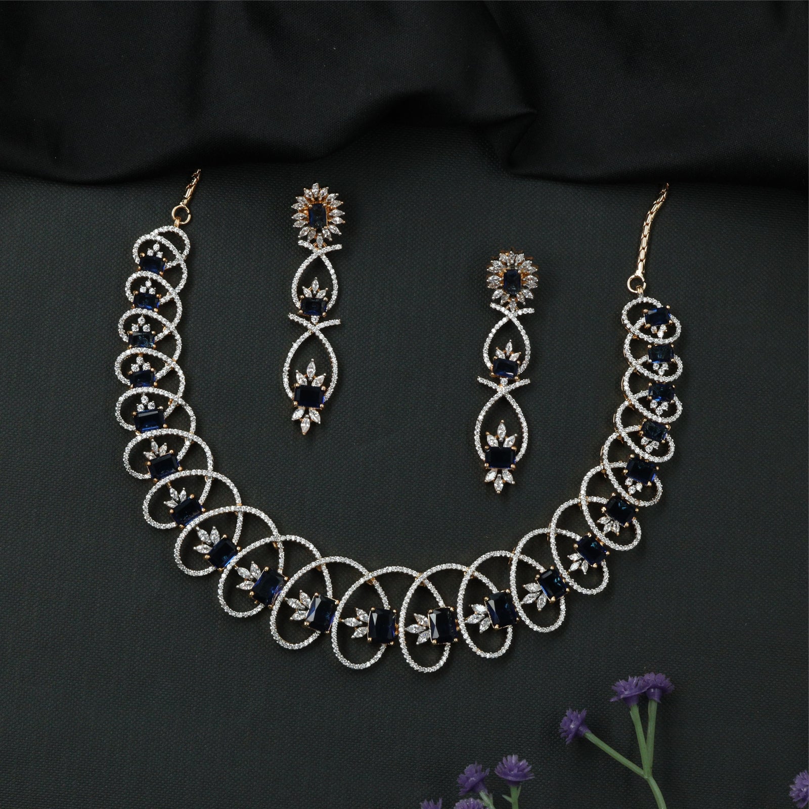 Radiant Loop Pattern GJ Necklace with Repeating Circular Frames and Drop Earrings