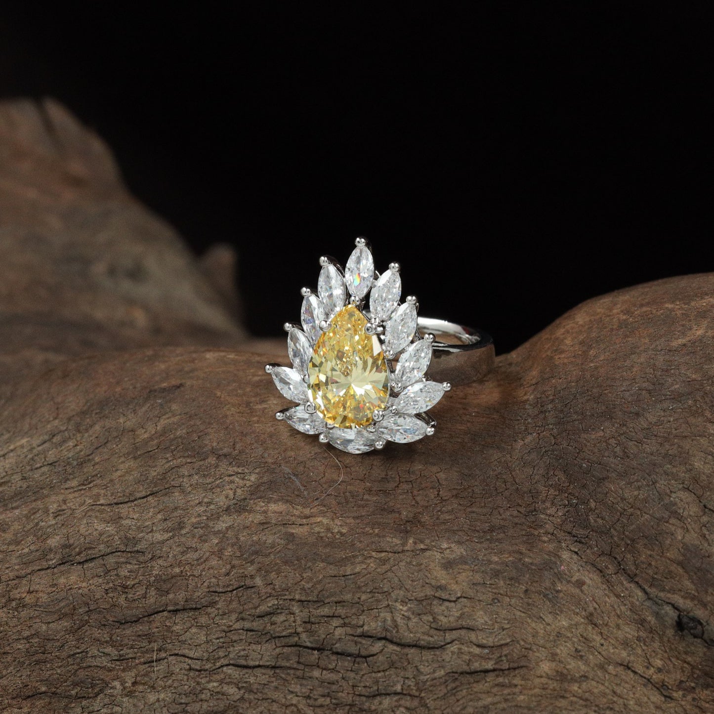 Lustre Petal Finger Ring with Marquise Side Layout