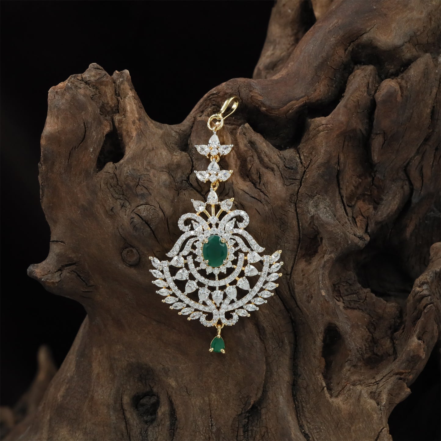 Festive Floral Connector Gj Tikka with Openwork Pendant Design