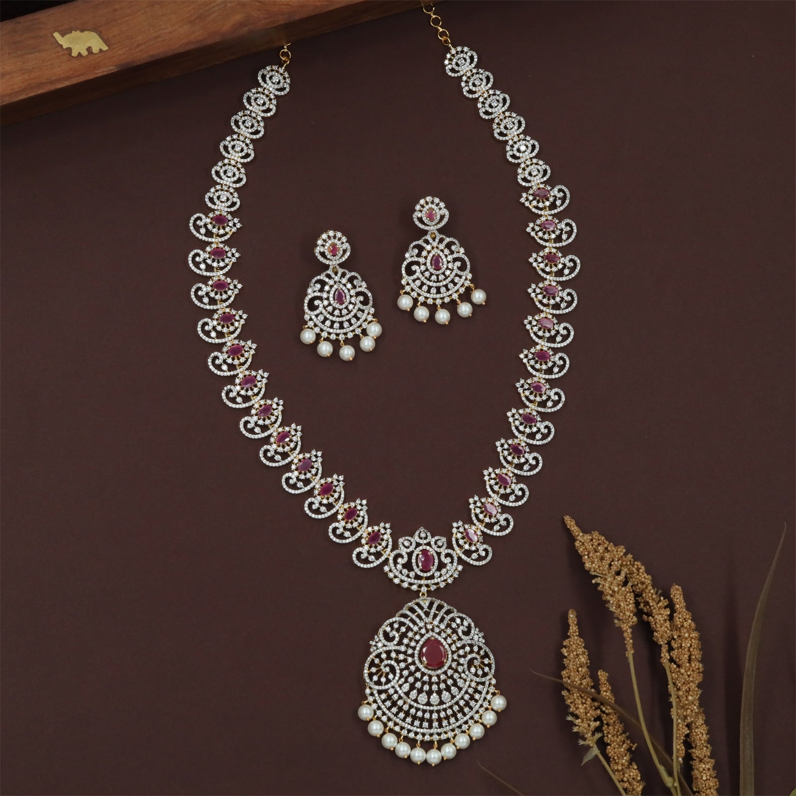 Elite Gj Long Haara with Structured Floral Sections and Ornamental Fringe Work