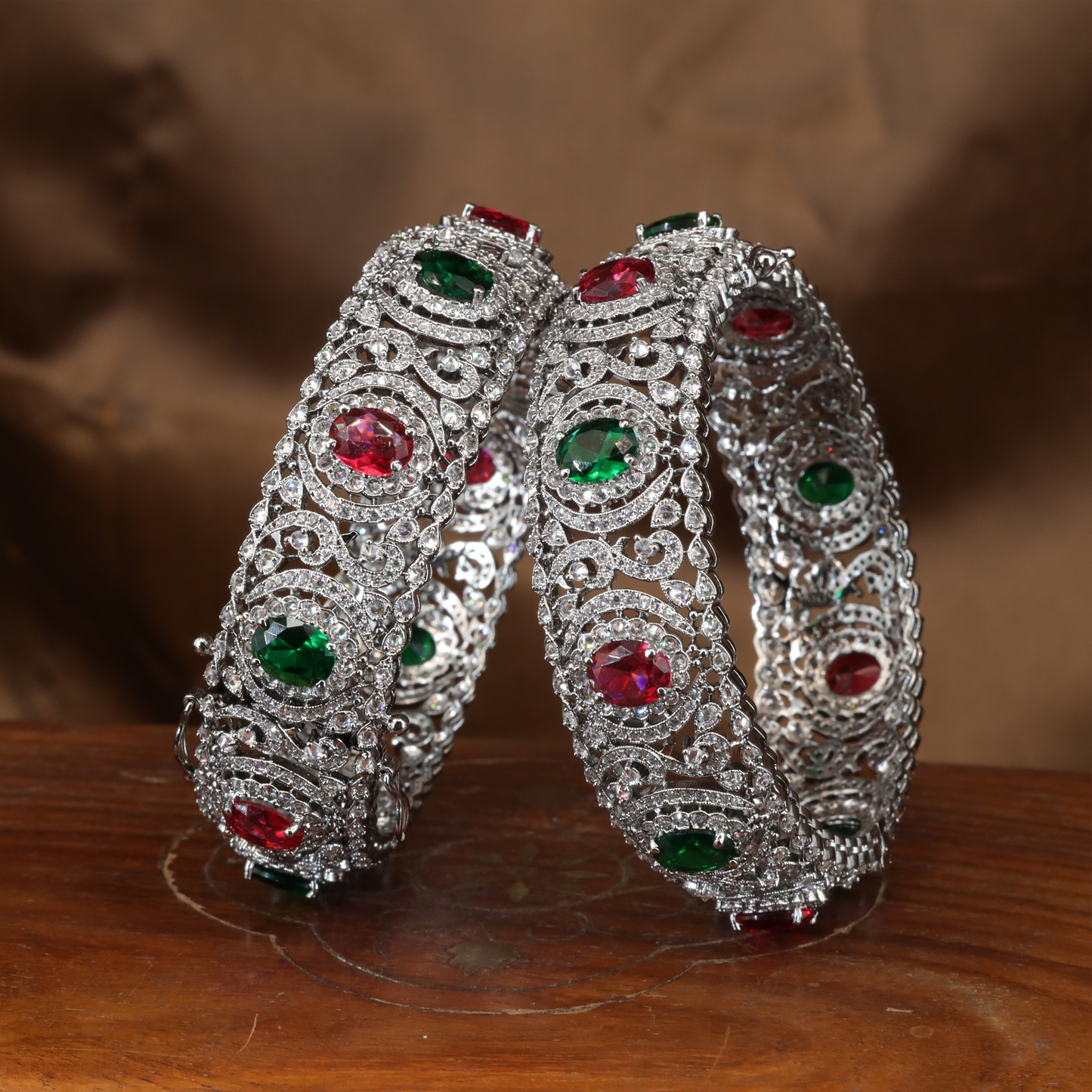Luxury Filigree Crystal Bangles with Decorative Stone Arrangement