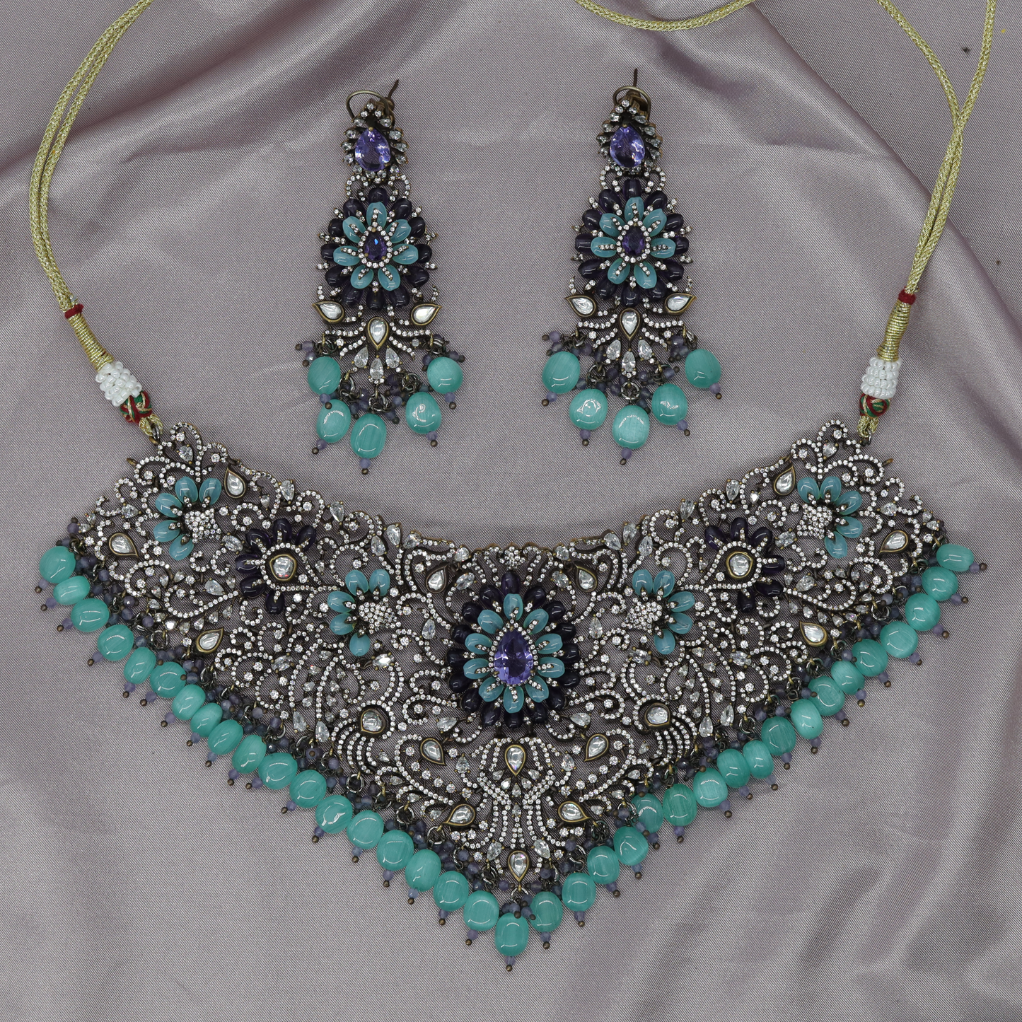 Handcrafted Floral Crytal Choker Necklace with Teardrop Stone Pendant