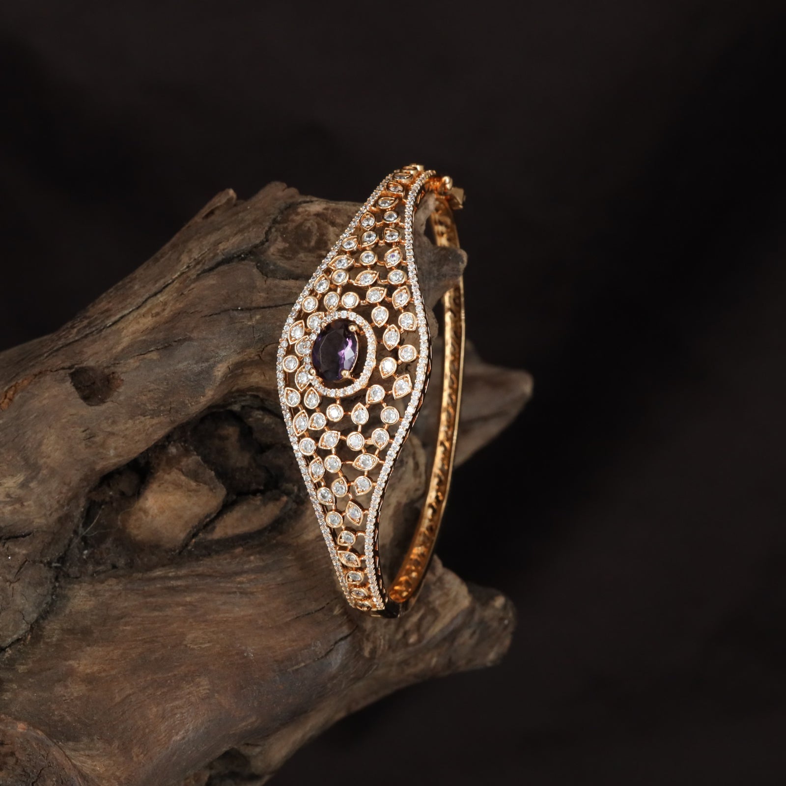 Woven Grid Kada with Raised Border Styling