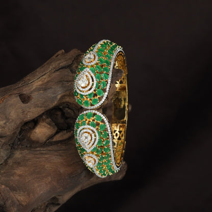 Paisley Bloom Kada with Twin Spiral Detailing