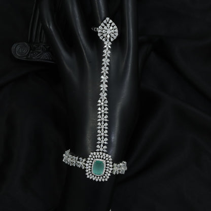 Square Frame Centre Panja with Triple Row Link Chain Design