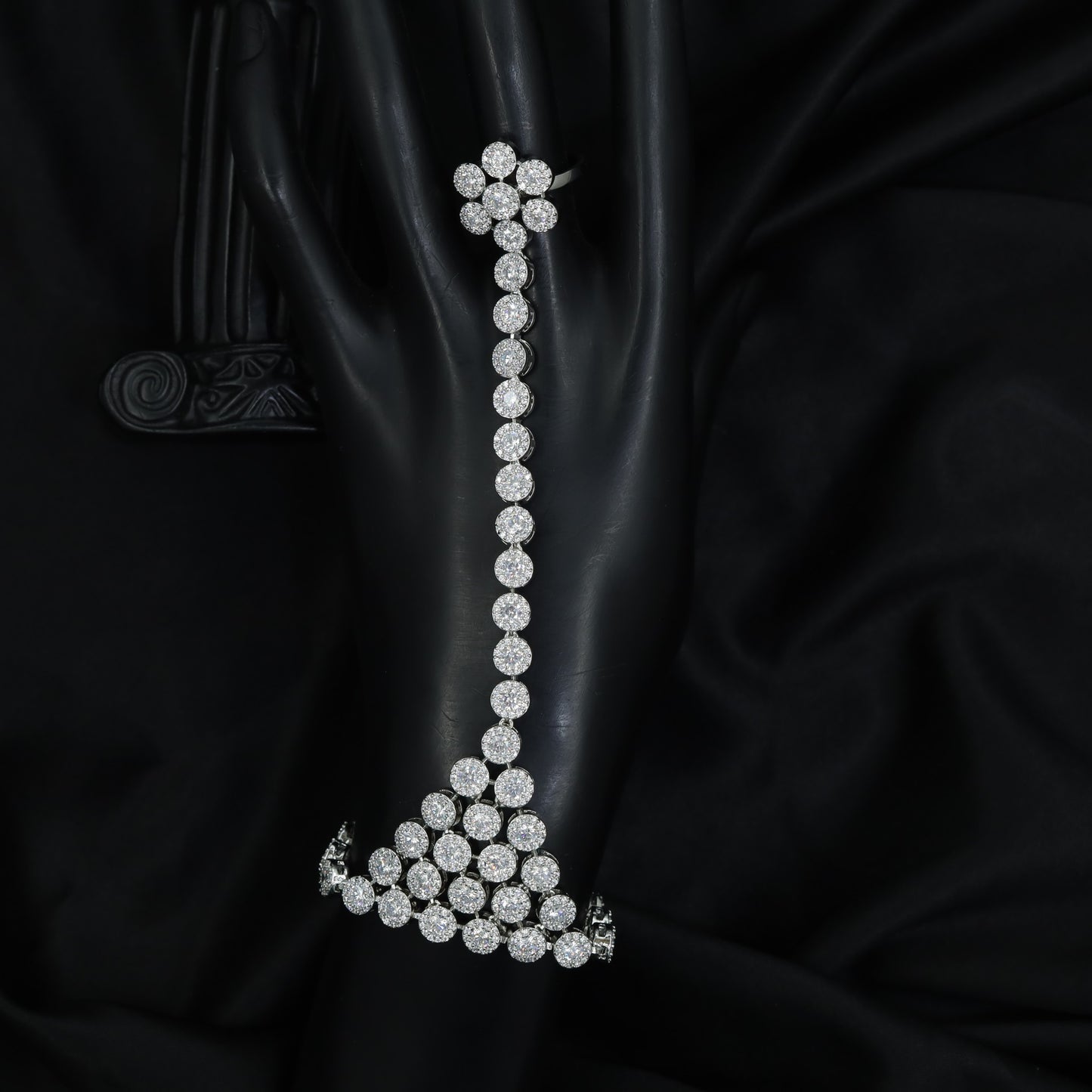 Floral Disc Chain Panja with Graduated Circle Link Design