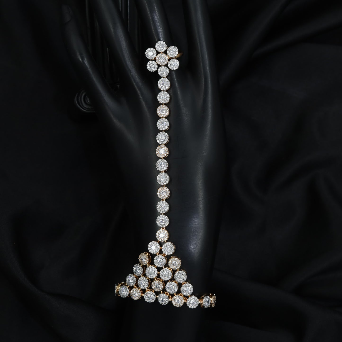Floral Disc Chain Panja with Graduated Circle Link Design