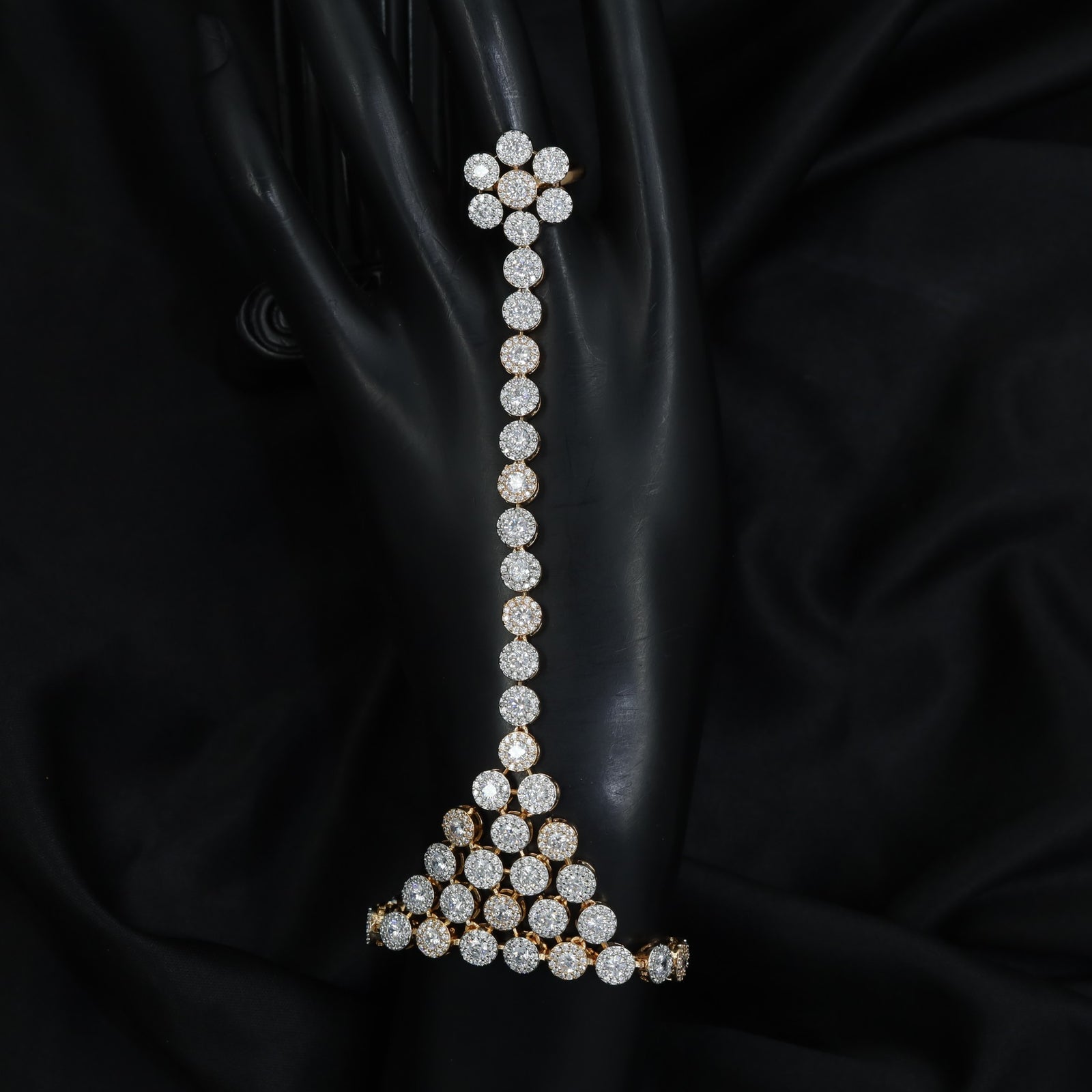 Floral Disc Chain Panja with Graduated Circle Link Design