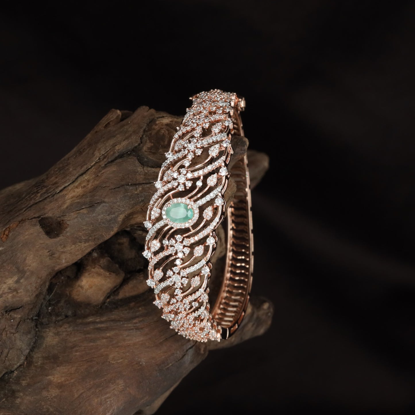 Framed Cascade Kada with Textured Vine Formation