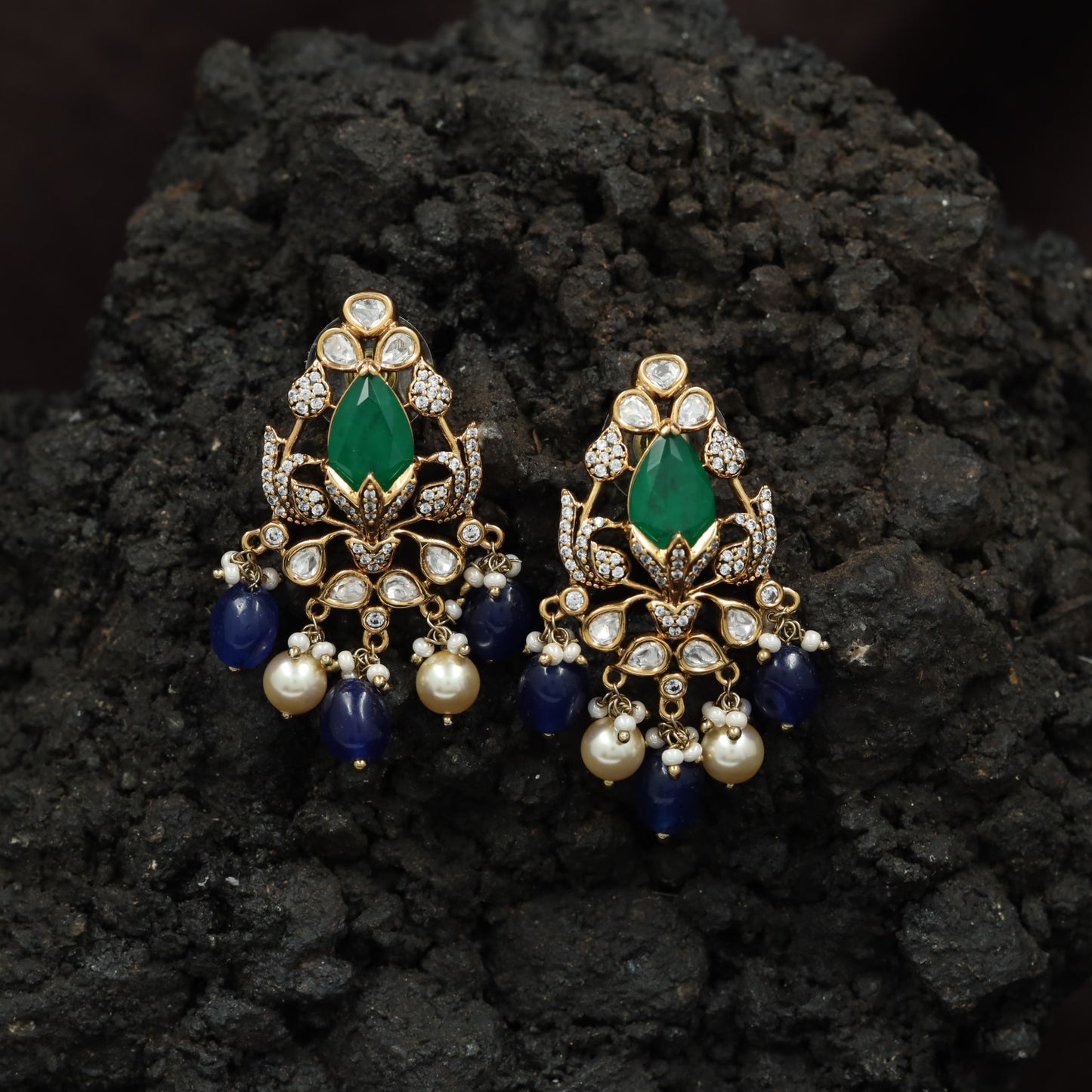 Elite Kundan Hangings With Intricate Fringe And Border Craftsmanship