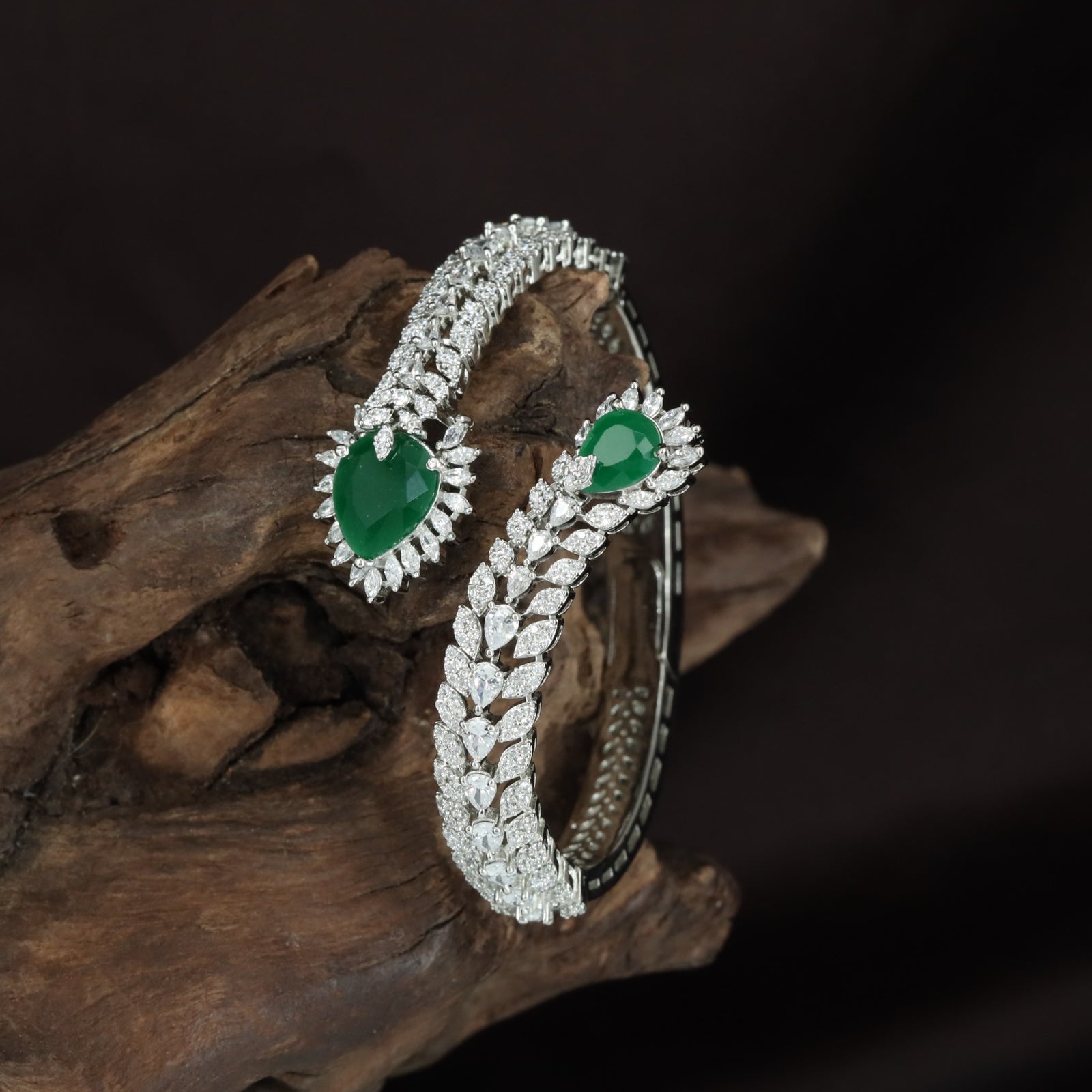 Tapered Vine Kada with Heart Drop End Detailing