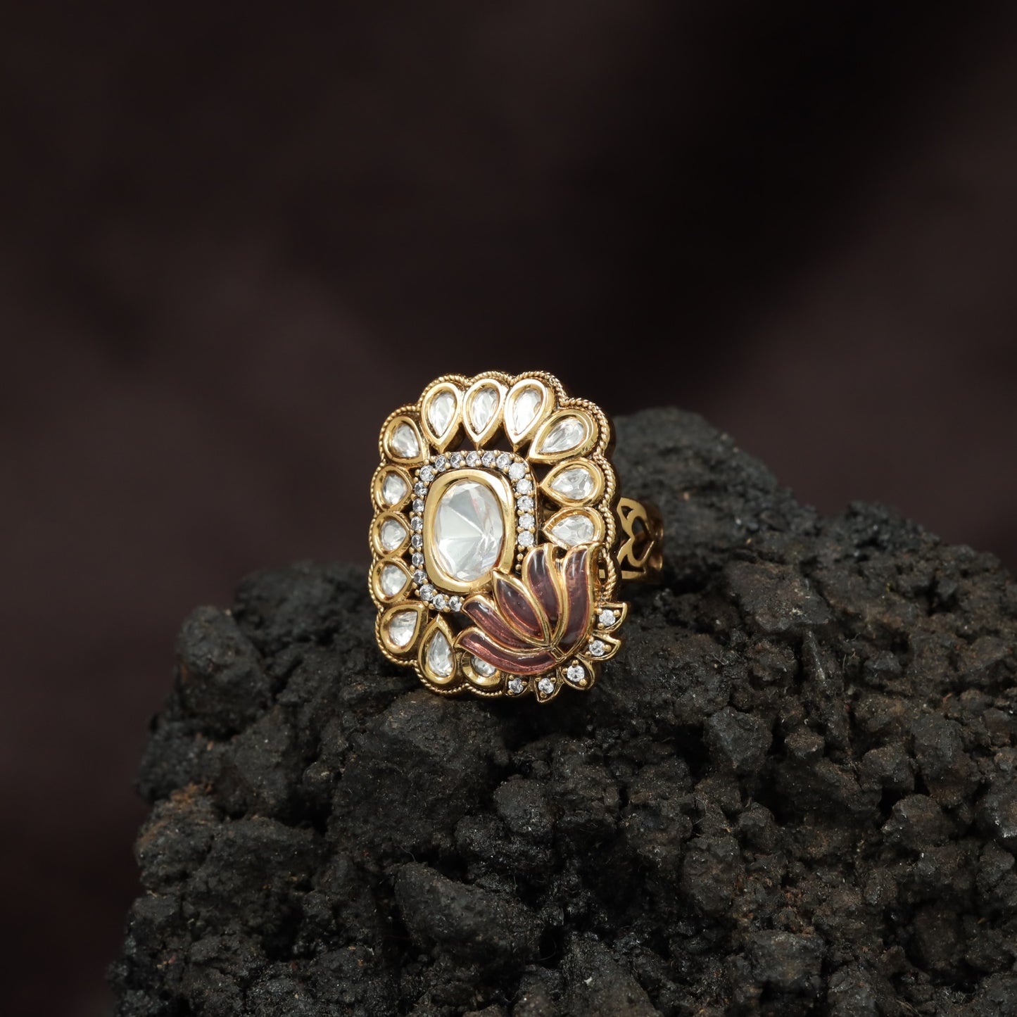 Regal Lotus Bloom Kundan Finger Ring With Pear Halo Detailing