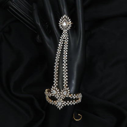 Exquisite Cascade Chain Panja with Floral Centre Arrangement