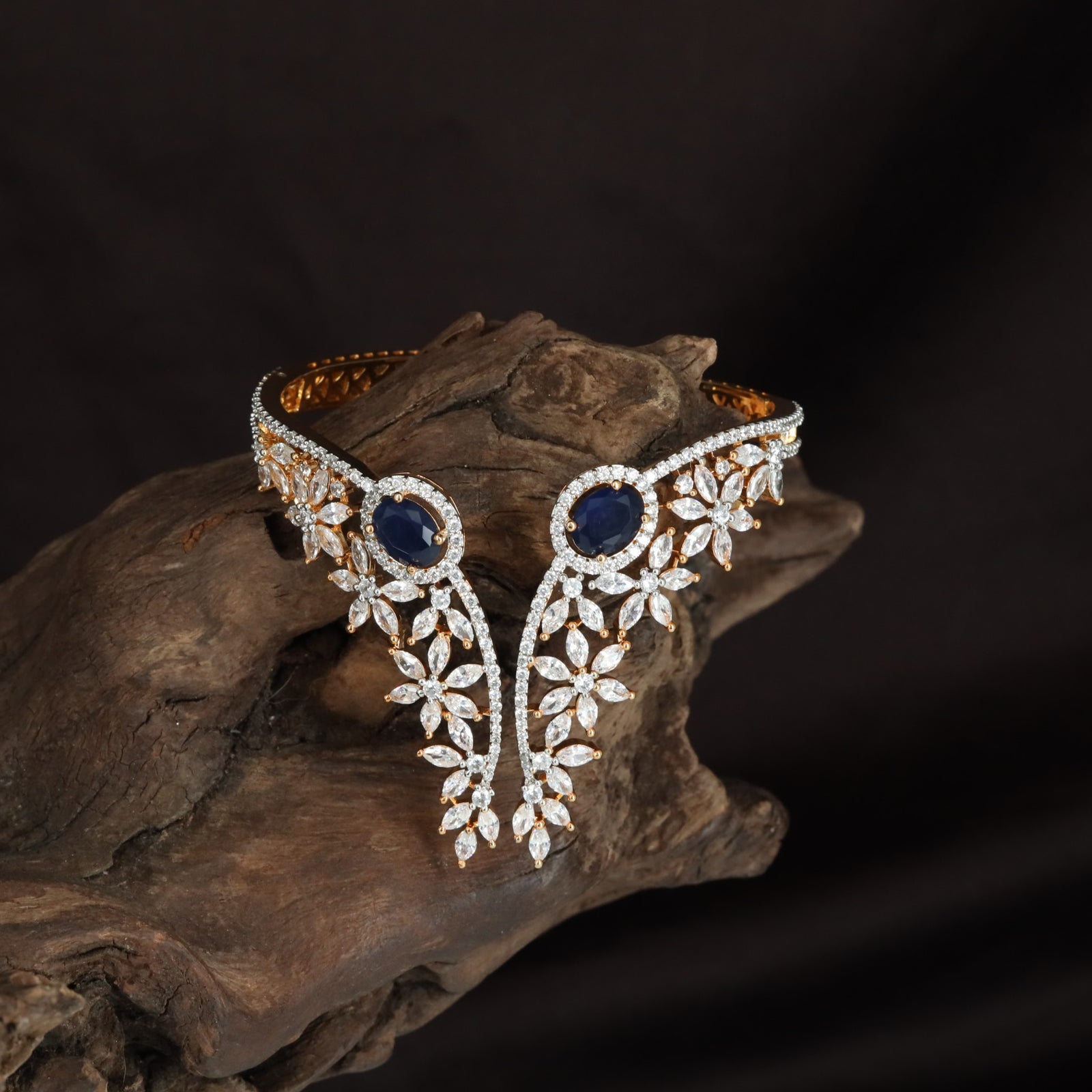 Floral Cascade Kada with Twin Oval Centre Frames