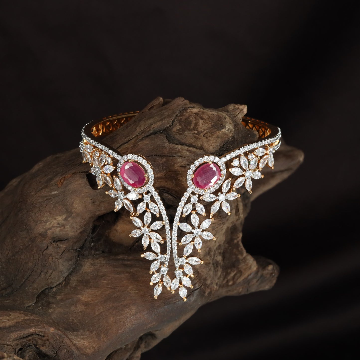 Floral Cascade Kada with Twin Oval Centre Frames