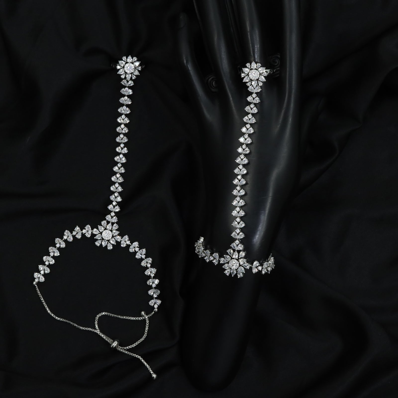 Dunleigh Linkwork Panja with Extended Vertical Detailing