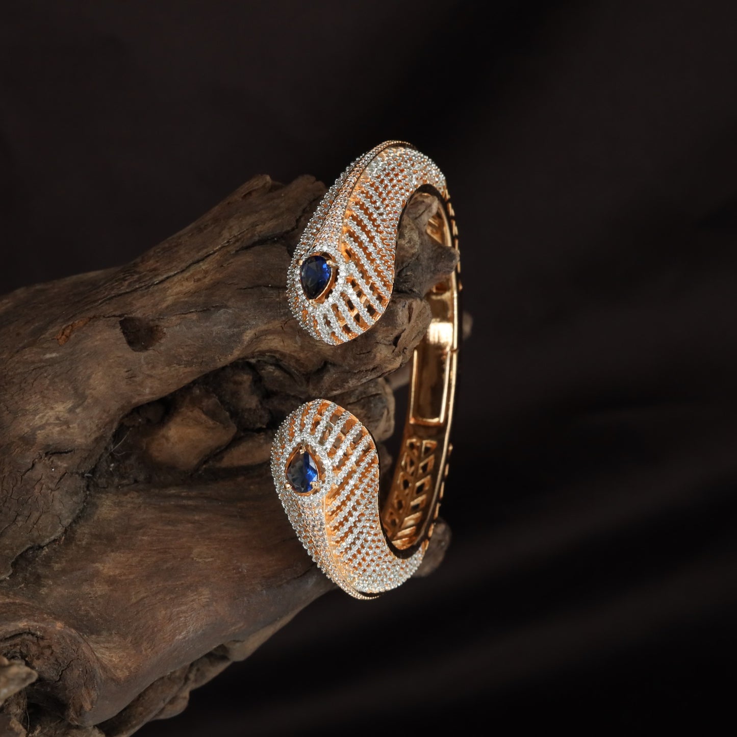 Radiant Weave Kada with Twin Oval Centre Accents
