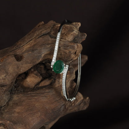 Looped Crest Kada with Balanced Open Formation