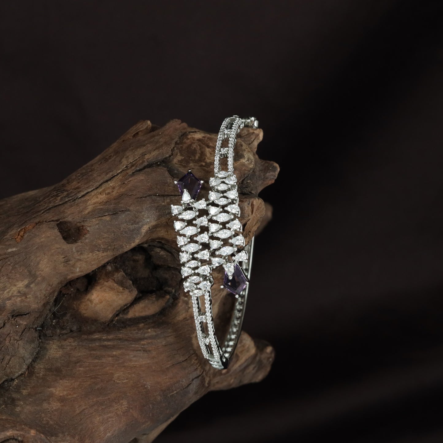 Woven Diamond Kada with Curved Side Alignment