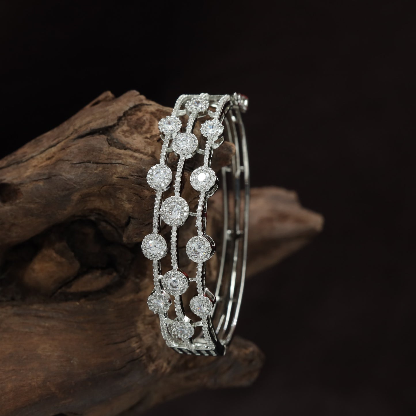 Disc Link Openwork Kada with Cascading Medallion Pattern