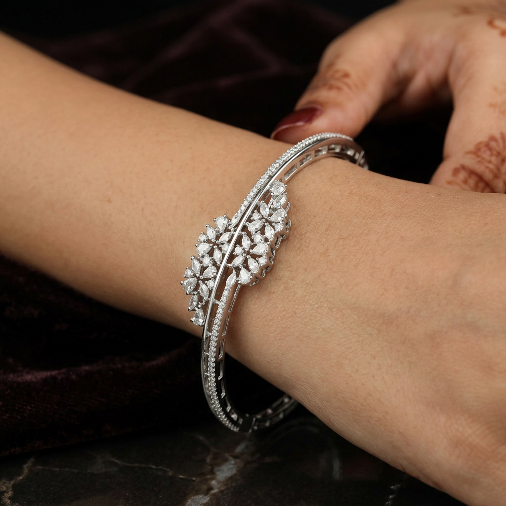 Interwoven Floral Vine Kada with Botanical Openwork Pattern