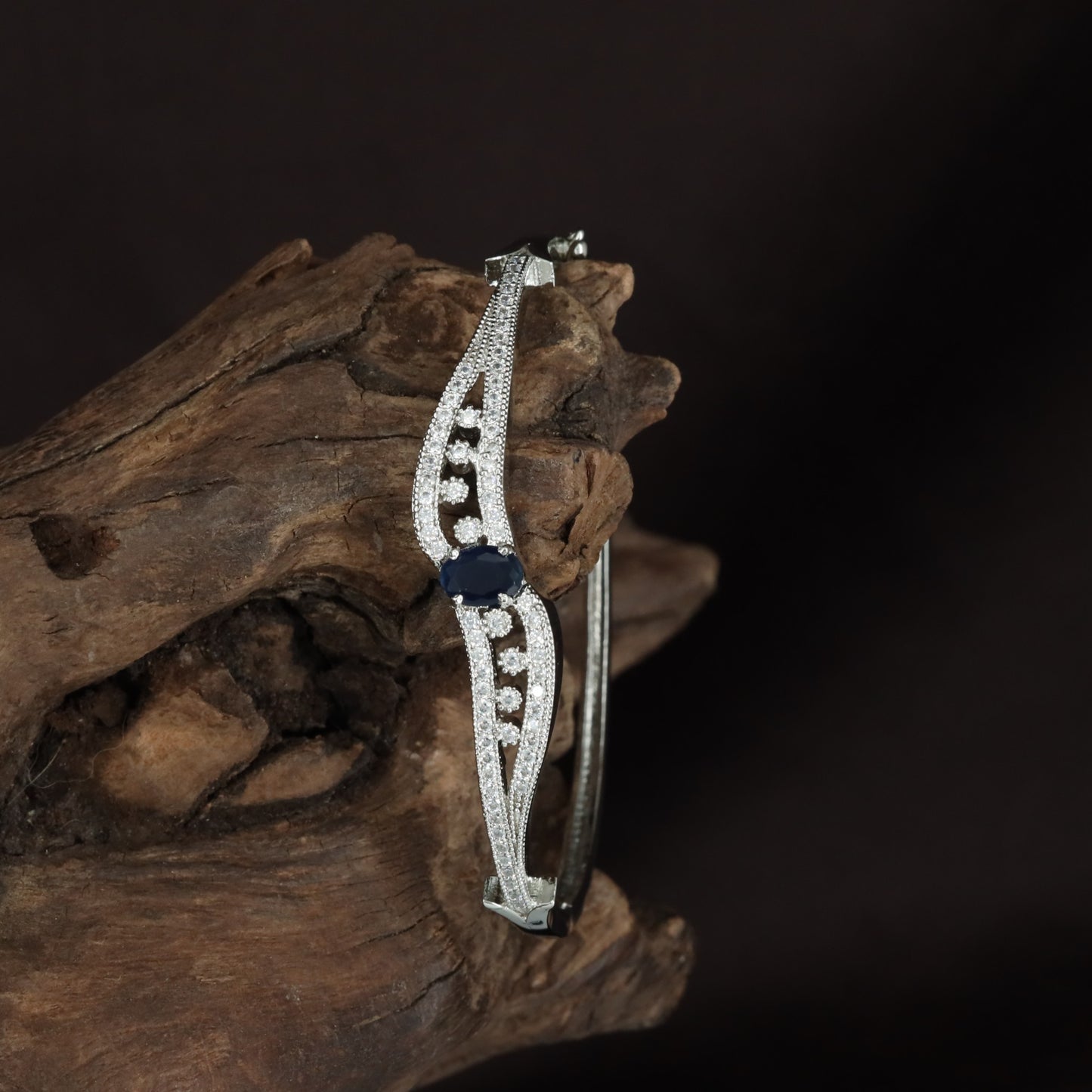 Luxury Open Kada with Marquise Leaf Pattern and Center Accent