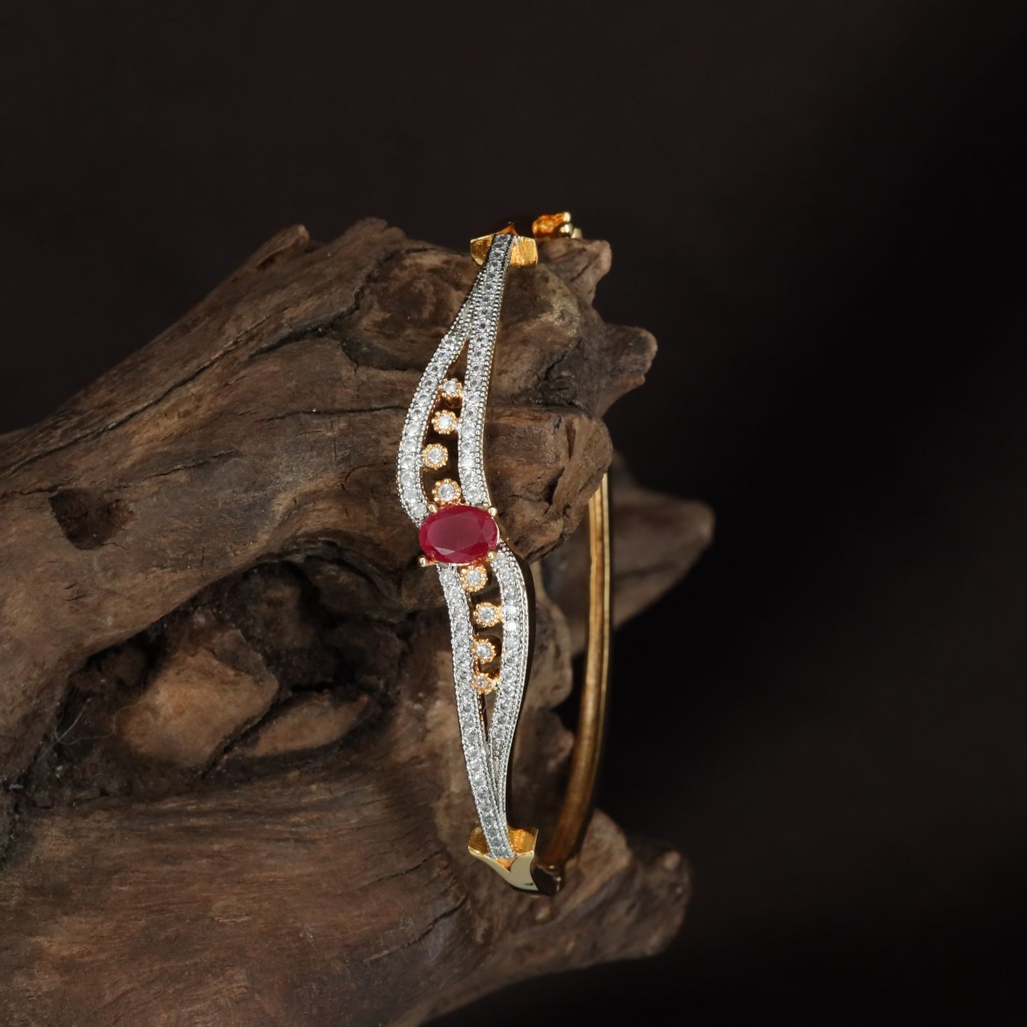 Luxury Open Kada with Marquise Leaf Pattern and Center Accent