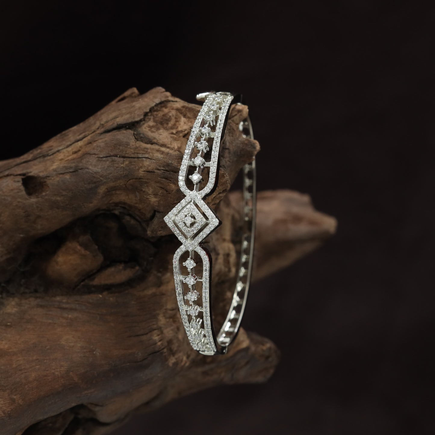Botanical Vine Statement Kada with Diamond Shape Motif Design