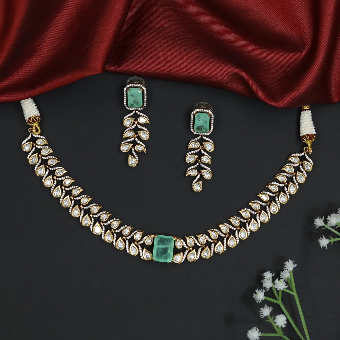 Jewelled Leaf Frame Kundan Choker with Coordinated Earring Pair