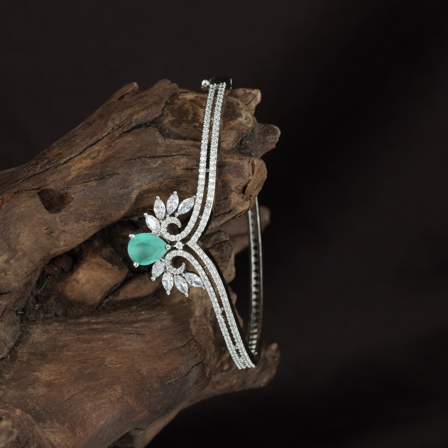Bloom Kada with Decorative Flower Alignment and Triple Surface Texture