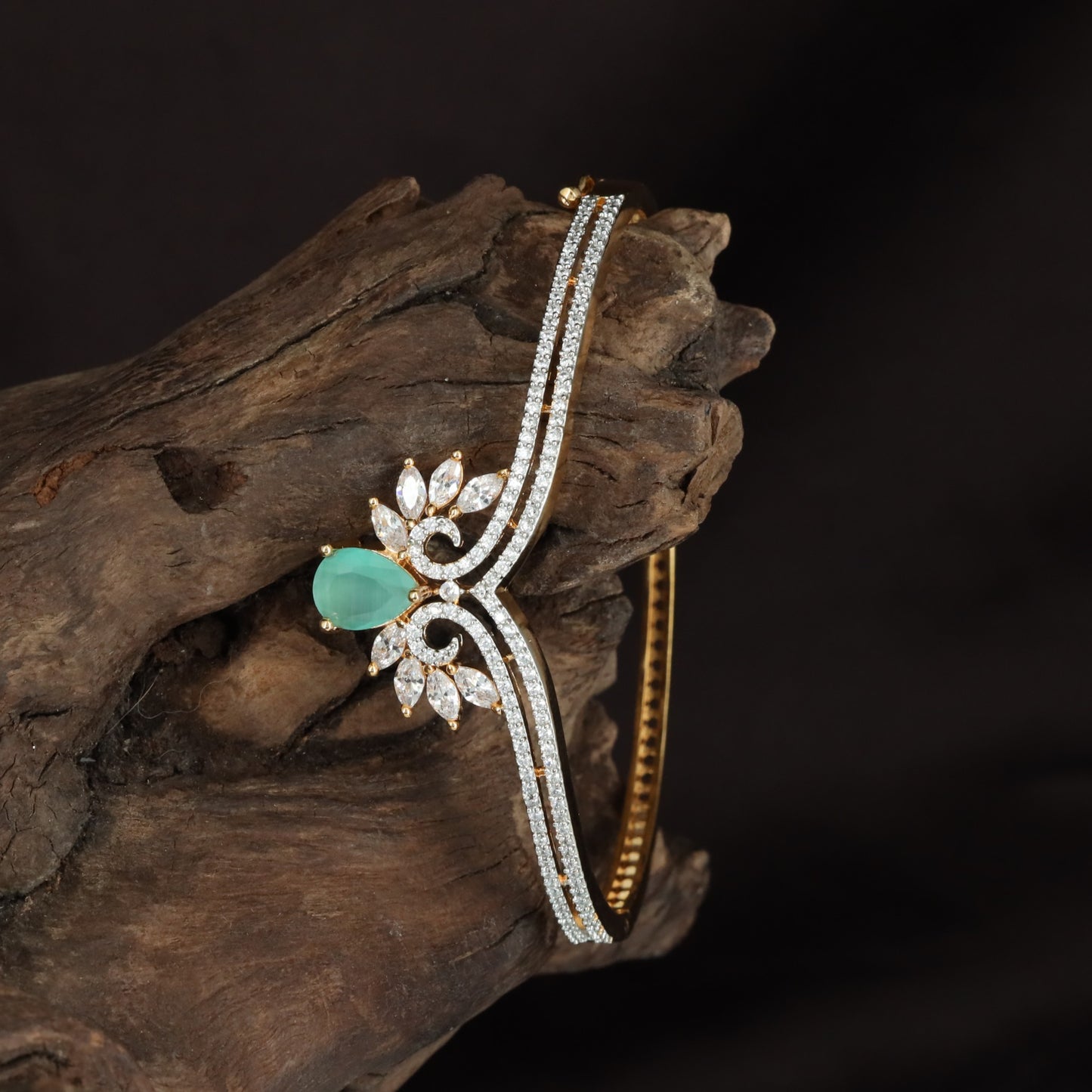 Bloom Kada with Decorative Flower Alignment and Triple Surface Texture