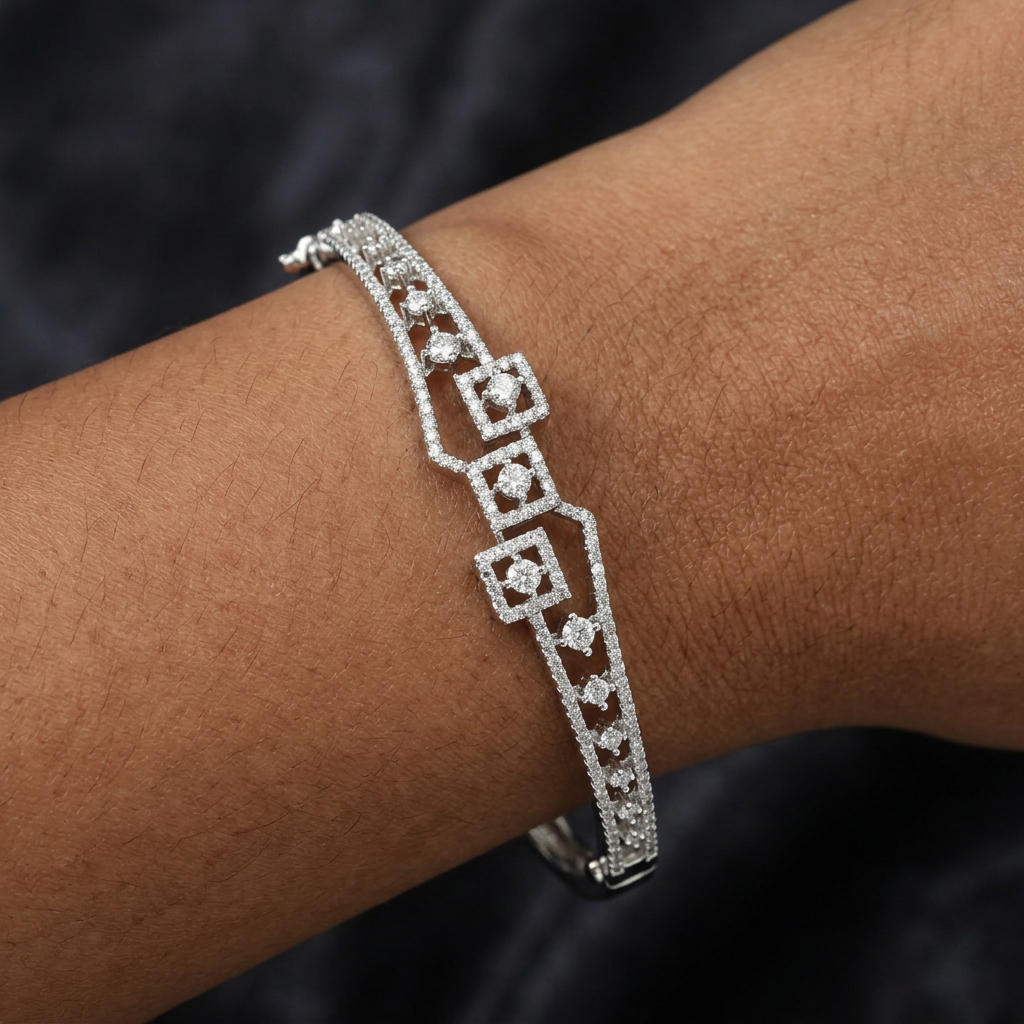 Royal Geometric Link Kada with Square Frame Motif Design
