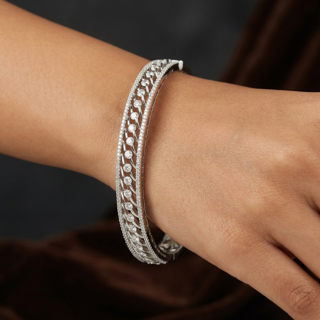 Infinity Weave Statement Kada with Interlaced Chevron Motif Design