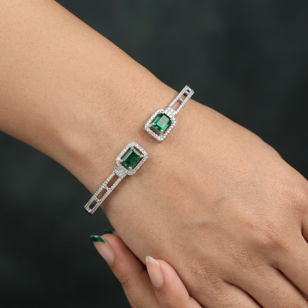 Dual Emerald Connector Kada with Structured Border Detailing