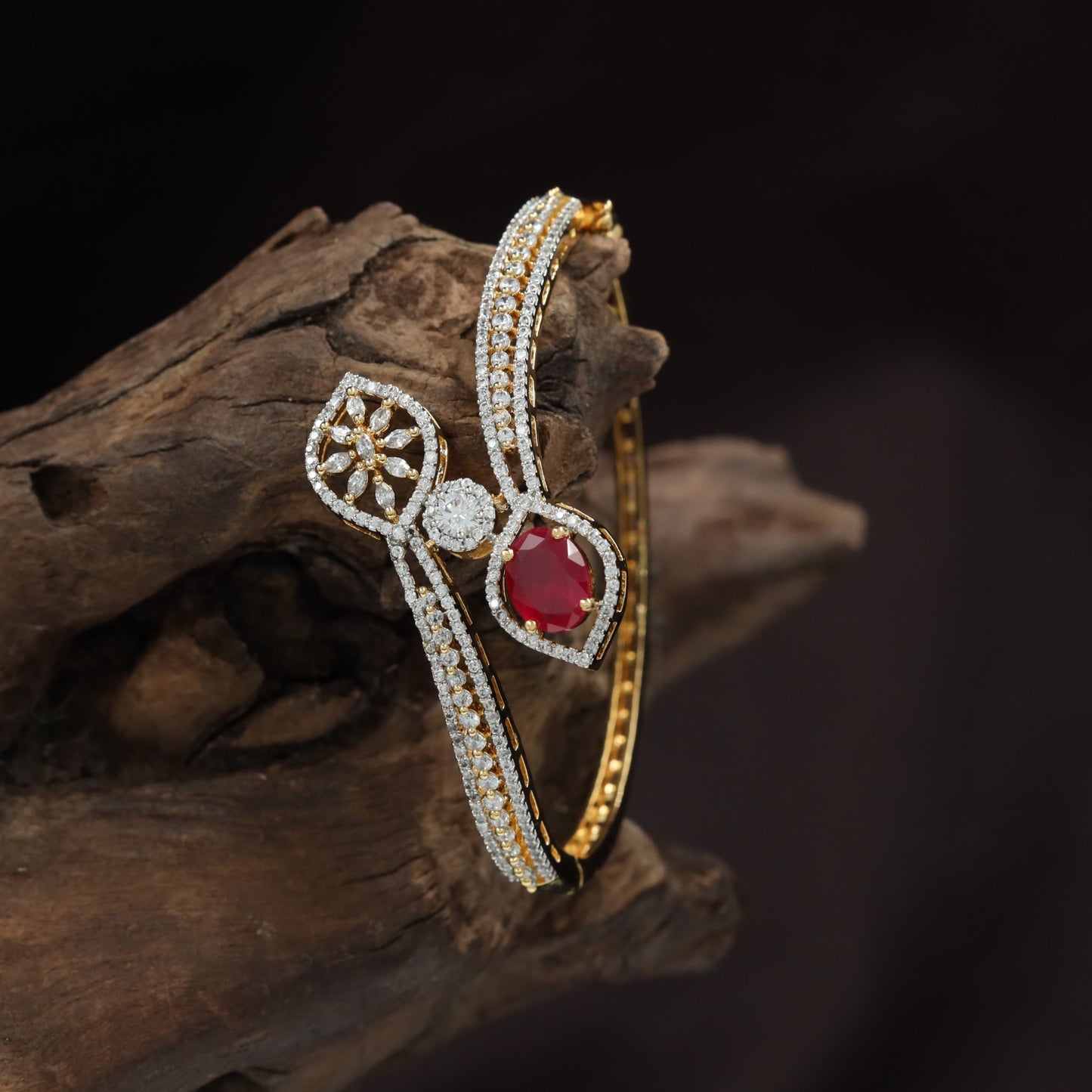 Premium Designer Kada with Leaf Motif Medallion Design