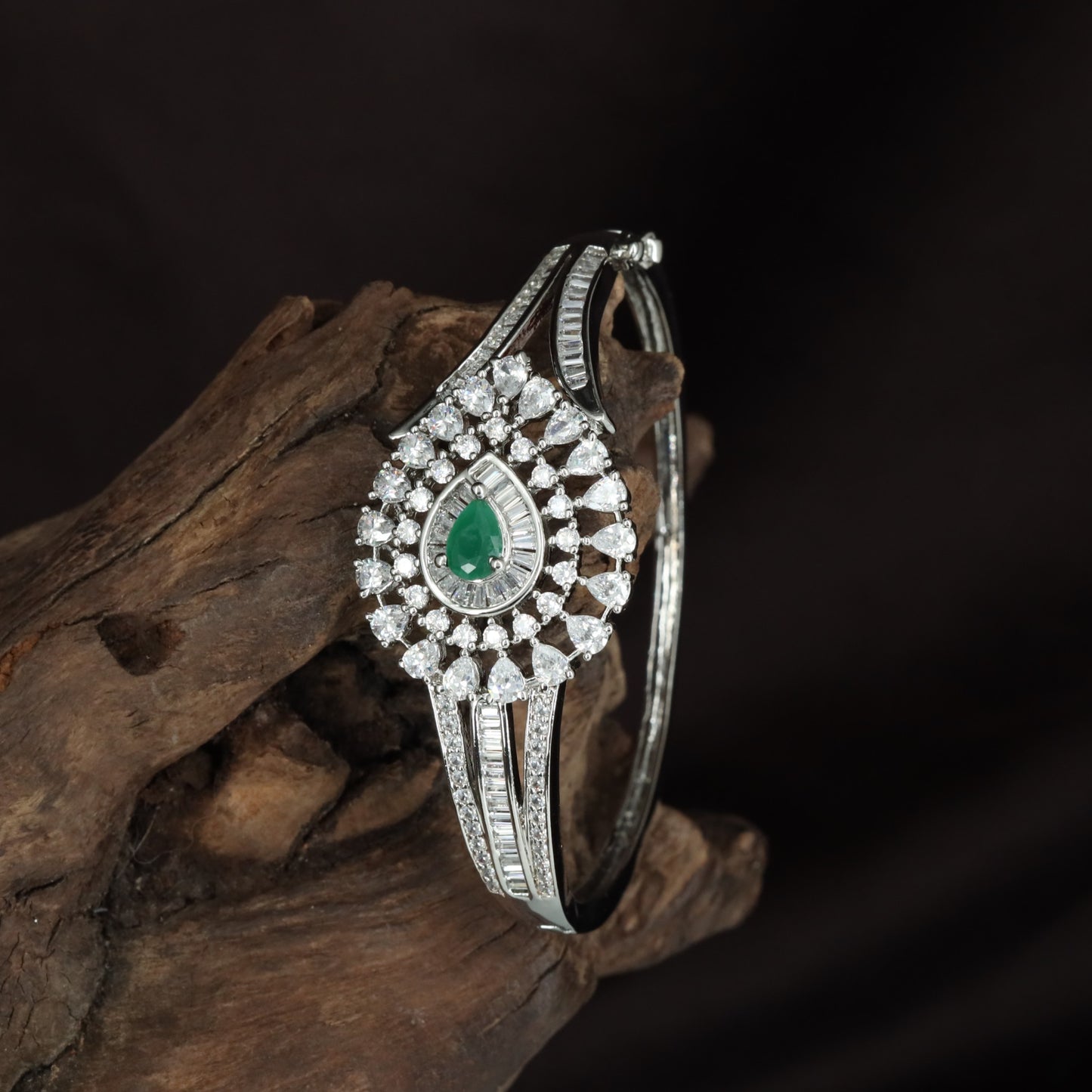 Graphite Crest Kada with Sculpted Geometric Texture and Multi Line Structure