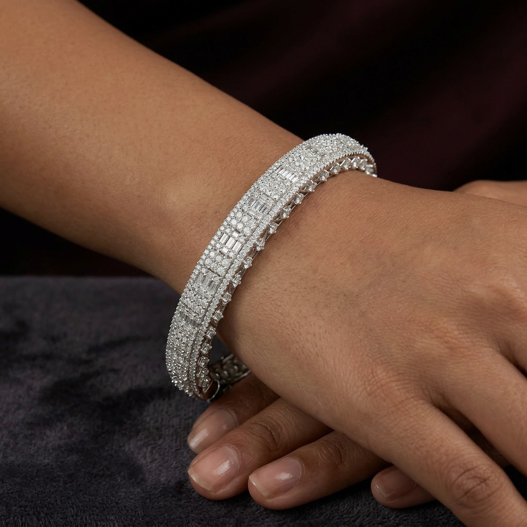 Slim Double Border Kada with Continuous Floral Link Design