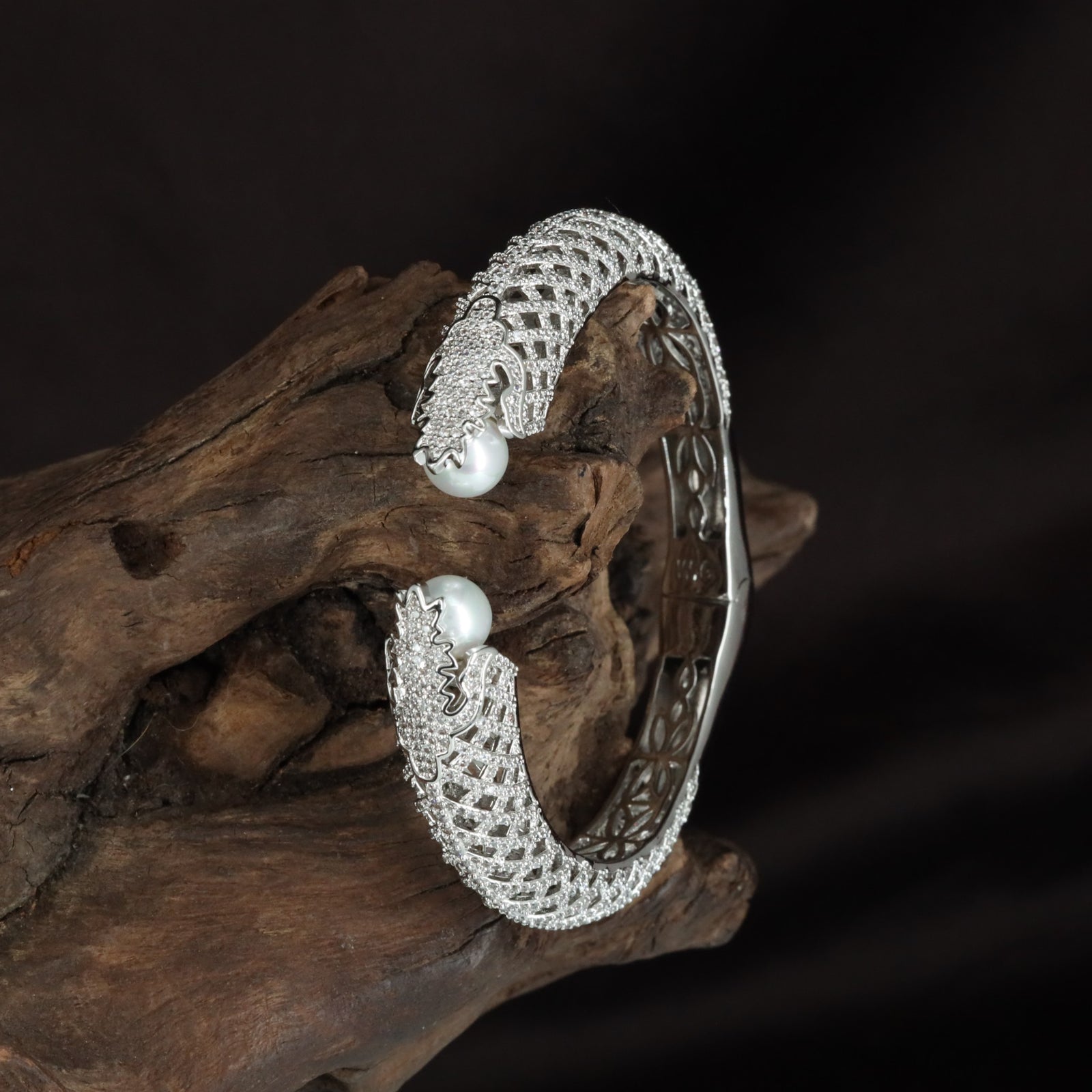 Mystara Crystal Kada with Refined Open Weave Alignment