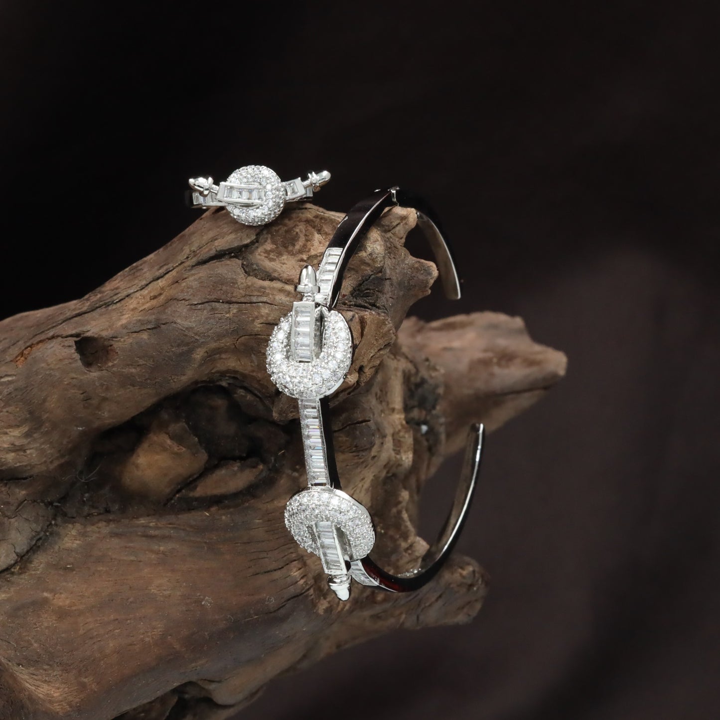 Decorative Connector Kada Set with Coordinated Ring Styling