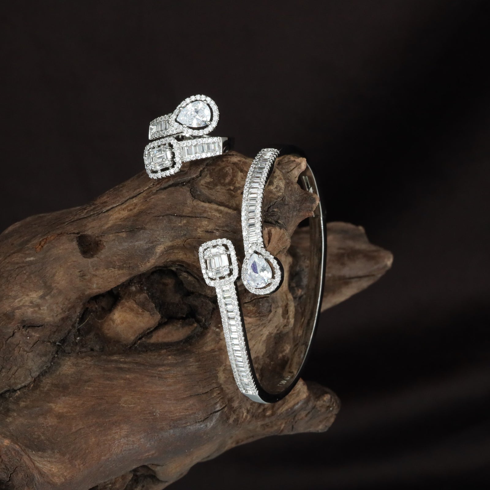 Aurestone Twin Panel Kada with Matching Finger Ring