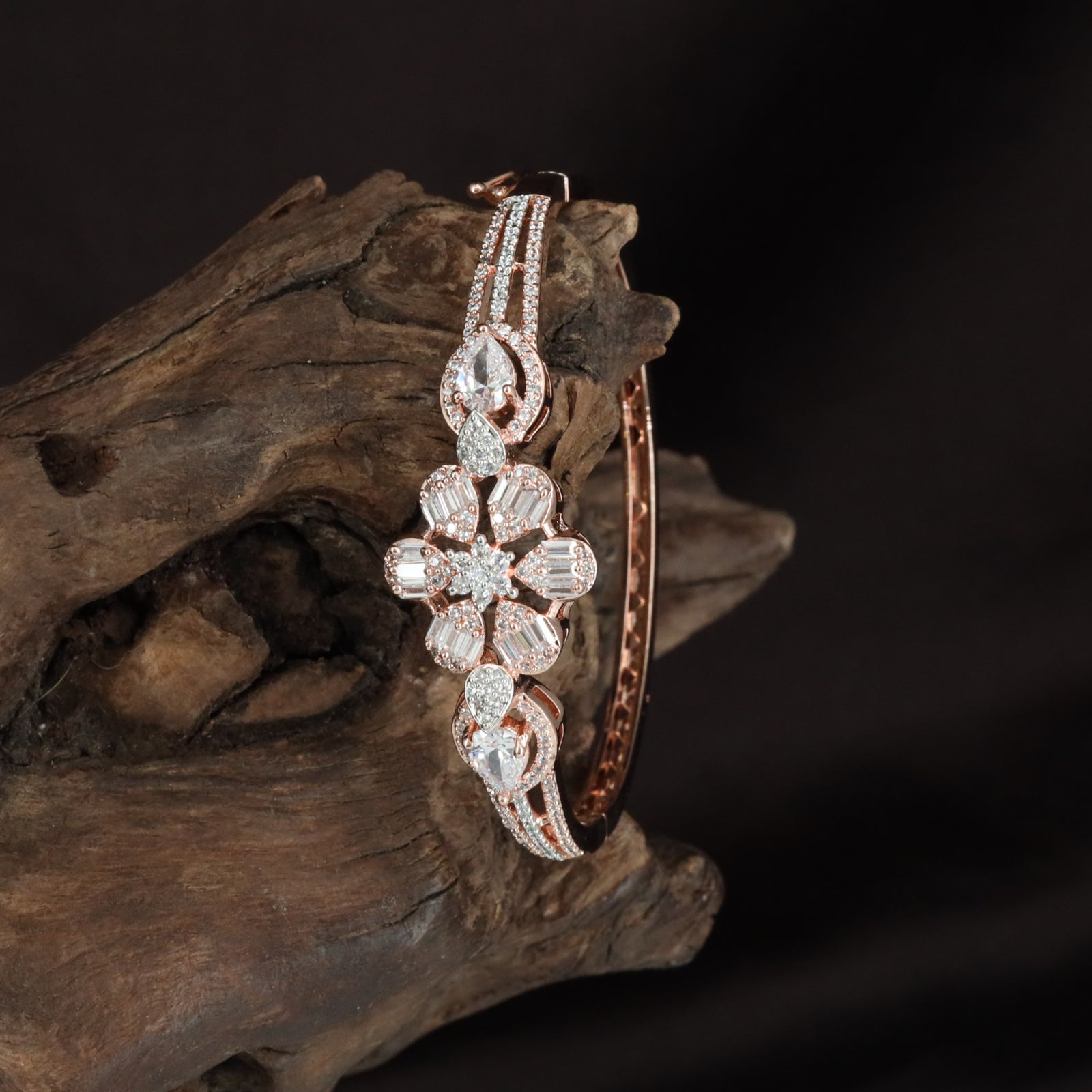 Premium Floral Panel Kada with Elegant Stone Finish