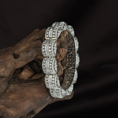 Classic Stone Grid Kada with Raised Panel Styling