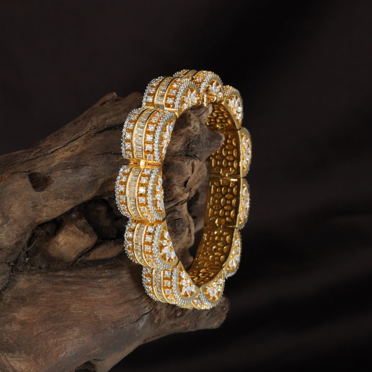 Classic Stone Grid Kada with Raised Panel Styling