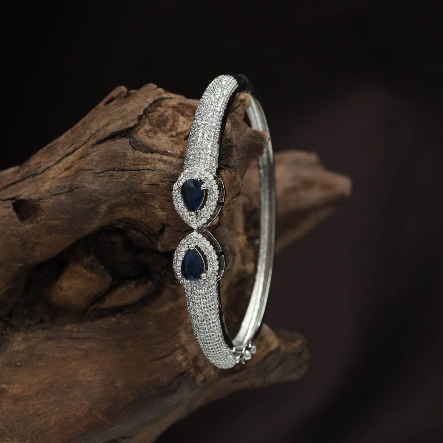Pear Accent Open Kada with Balanced Dual Connector Layout