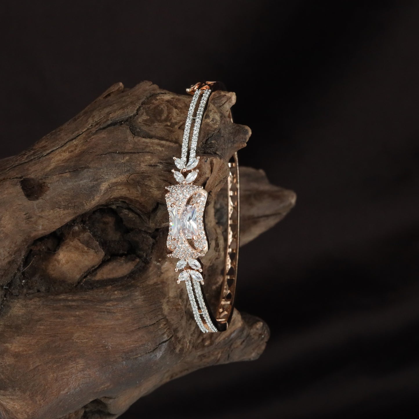 Luminous Blossom Kada with Symmetrical Stone Alignment