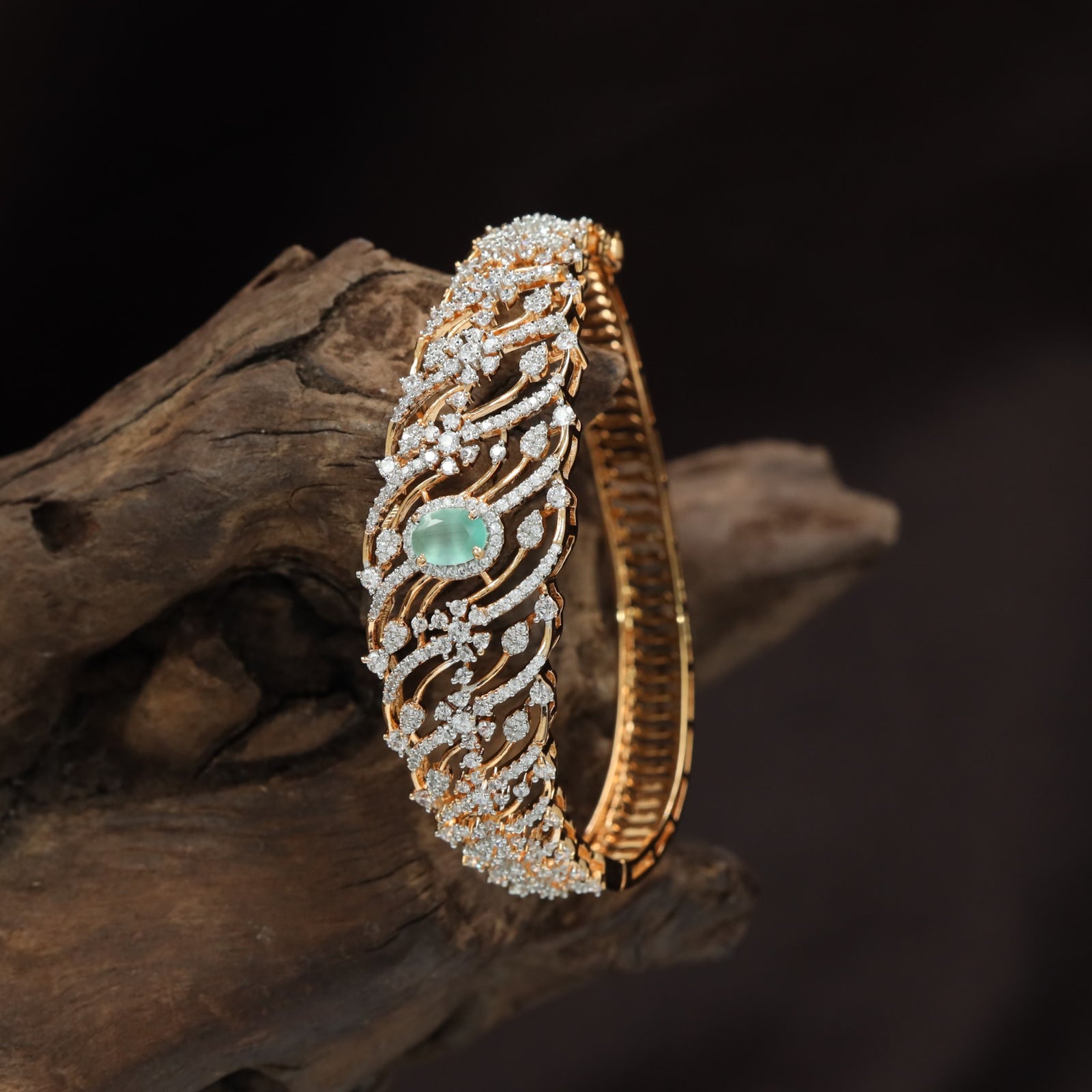 Scrollwork Frame Kada with Framed Oval Centre Detail
