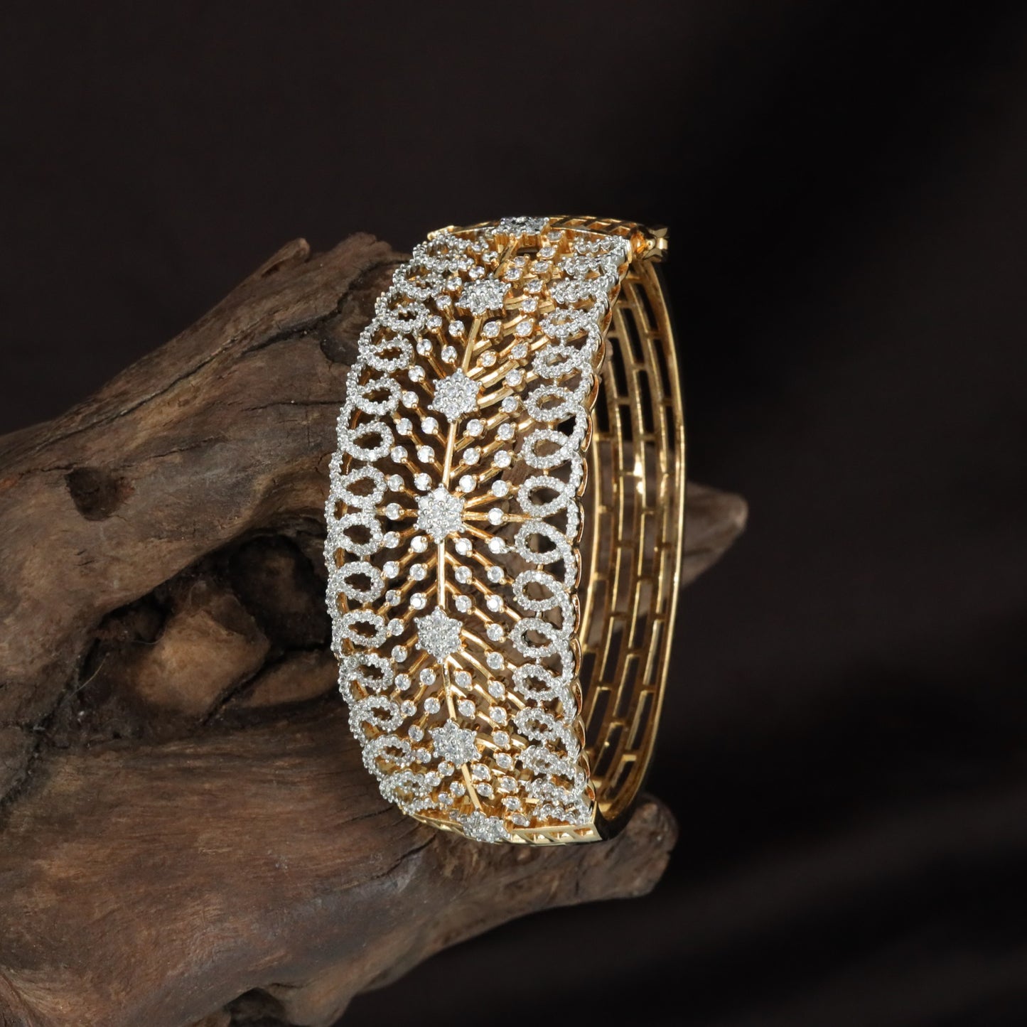 Knight Mesh Kada with Elegant Stone Layout