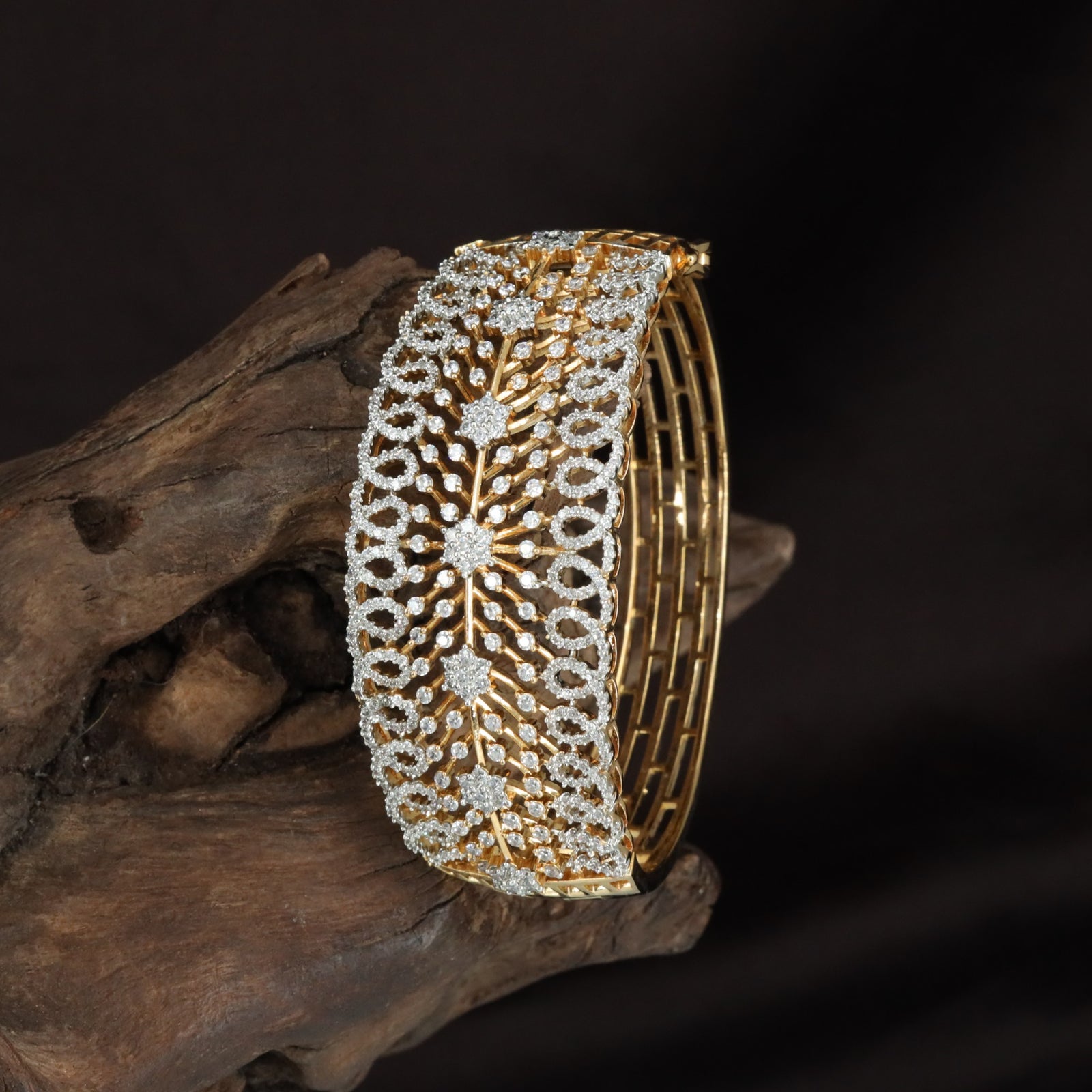 Knight Mesh Kada with Elegant Stone Layout